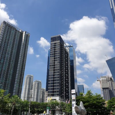 Fitness First Platinum AIA Capital Center ฟิตเนส เฟิรส์ท แพลตตินัม เอไอเอ แคปปิตอล เซ็นเตอร์