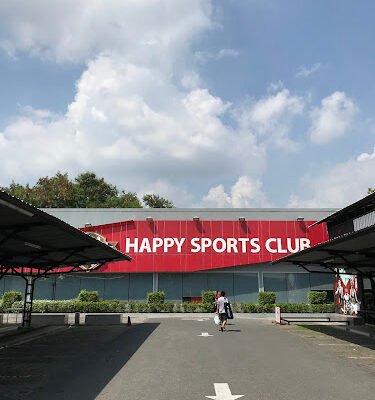Happy sports club 18